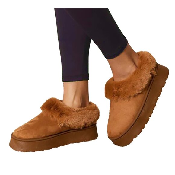 NEW WILD DIVA Faux-Fur Platform Slip On Booties, Cozy Warm, Winter Boots - Picture 3 of 3